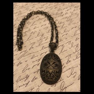 🛍🛍🌟🌟 16” Bronze Ornate Necklace 🌟🌟🛍🛍